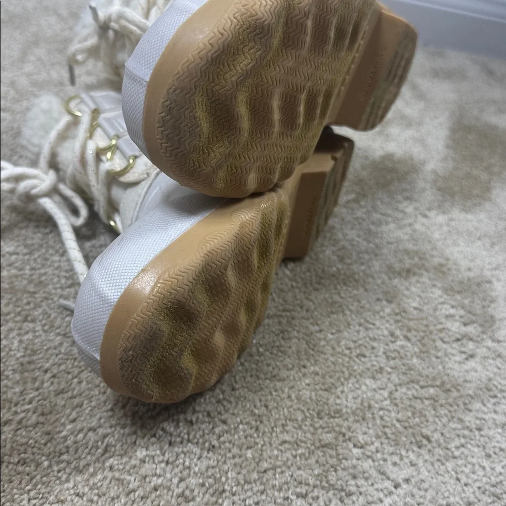 Sperry Kids‎ Cream and Tan Boots